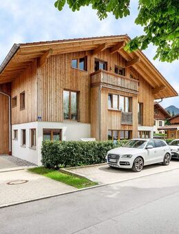 Erdgeschosswohnung in Süd-Ausrichtung. Mit Garten und Terrasse. - Schliersee