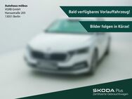 Skoda Superb, 1.5 TSI Combi AMBITION REAR-VIEW el HECKKL, Jahr 2024 - Berlin