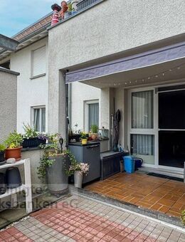 Vermietete 2 Zimmerwohnung mit TG Platz im Herzen von Pfullingen! - Pfullingen