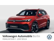 VW Tiguan, 2.0 l TDI R-Line, Jahr 2022 - Berlin