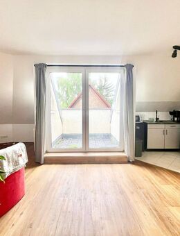 Bezugsfreie 2-Zimmer-Wohnung im Zentrum mit Balkon und Stellplatz - Radeberg