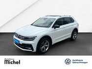 VW Tiguan, 2.0 TDI IQ DRIVE R-Line Panodach, Jahr 2020 - Gießen