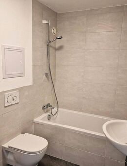 Schöne, großzügige 3-Zimmer-Wohnung in begehrter Lage in Weiden-Ost zu vermieten - Weiden (Oberpfalz)