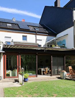 Gepflegtes Mehrfamilienhaus mit Garten in Heerdt! - Düsseldorf