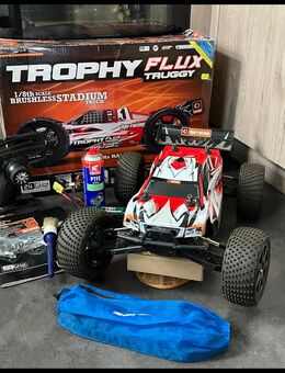 HPI Trophy Flux Truggy 1/8 OVP Electro E Auto - Dresden