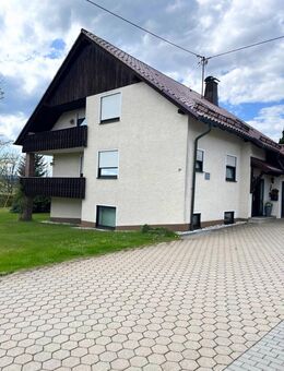 Wohnen & Rendite: Wohnhaus mit vermieteter Zahnarztpraxis in guter Lage im Fichtelgebirge! - Nagel