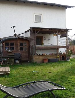 TÖGING: gepflegte DHH mit 2 Garagen, Büro/Gästebereich und großem Freisitz - Töging (Inn)