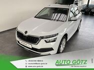 Skoda Kamiq, Style Vorb VZE Digi elektr Heckkl vo hi SpurAssist Connect Sunset 4xEFH Ladeboden Armlehne Metallic, Jahr 2024 - Beilngries