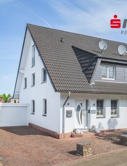 Exklusives Einfamilienhaus mit Doppelgarage - Übach-Palenberg