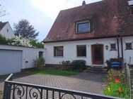 Doppelhaushälfte mit großem Garten in sehr ruhiger Lage - Nürnberg