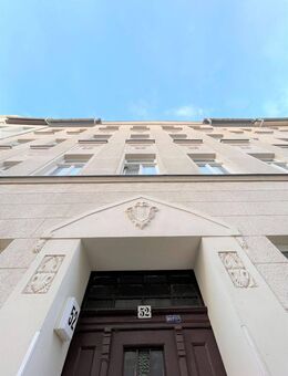 3-Raumwohnung I Balkon I Tageslichtbad mit Wanne I Einbauküche - Leipzig