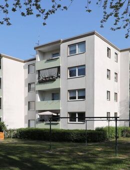 2-Zimmer-Wohnung mit Loggia und Dusche // 3.OG Wohnung 4 - Wolfsburg