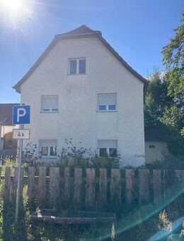 Einzugsfähiges Wohnhaus und Gebäude mit Sanierungsbedarf in Cavertitz - Cavertitz