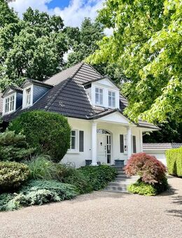 Traumhafte Unternehmervilla im Märchenviertel von Hamburg-Schnelsen - Hamburg