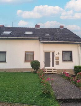 Charmantes 2-Familienhaus in ruhiger Wohnlage von Völklingen-Heidstock - Völklingen