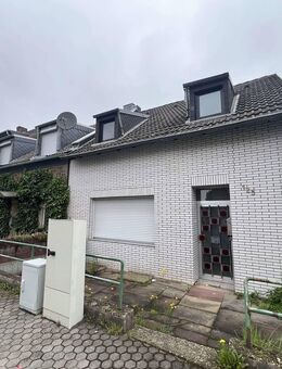 Anlageobjekt: Reihenhaus mit Gewerbe in zentraler Lage - Bergheim (Nordrhein-Westfalen)
