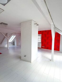 Wohnen & Arbeiten unter einem Dach - Haus mit vielseitigem Nutzungspotenzial in Römhild - Römhild