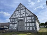 Saniertes Fachwerkhaus im historischen Ortskern von Liebenau-Niedermeiser - Liebenau (Hessen)