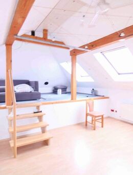 Gepflegtes Einfamilienhaus mit Einliegerwohnung, Garten und Garage - Bad Gandersheim