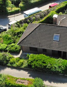Geräumiges Wohnhaus mit Einliegerwohnung in sehr guter Wohnlage - Bad Bramstedt