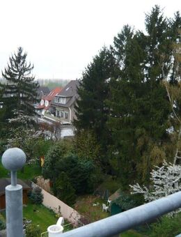 Helle DACHGESCHOSSWOHNUNG zur EIGENNUTZUNG oder als KAPITALANLAGE in Flittard! - Köln