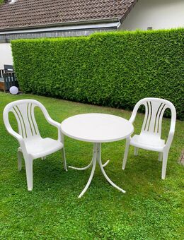 Garten-/Campingtisch mit 2 Stühlen - Hennef (Sieg)