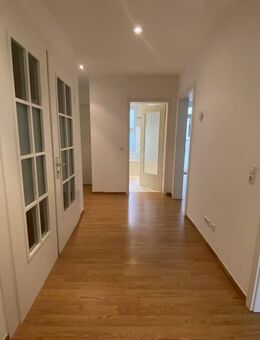 ++ Wohnrefugium mit 2 Balkonen im Stuttgarter Westen - Besichtigungen am Montag, 14.07. ++ - Stuttgart