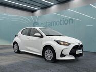 Toyota Yaris, 1.5 Hybrid Musikstreaming, Jahr 2022 - München