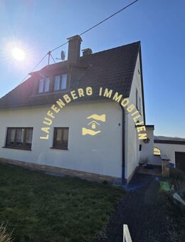 Sofort beziehbares, freistehendes Einfamilienhaus mit großem Garten und unverbauter Weitsicht in familienfreundlicher Wohnlage von Hamm (Sieg) - Hamm (Sieg)