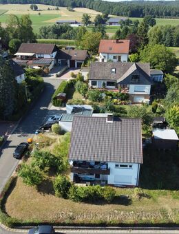 Platz, Potenzial, Panorama - Einfamilienhaus am Kulmbacher Stadtrand - Kulmbach