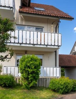 Attraktive, helle und modern geschnittene ETW mit 3,5 Zimmer mit Balkon, Keller und Garage - Jestetten