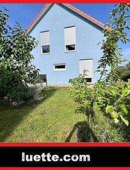 freist. EFH, 2 Garagen, EBK, Wärmepumpe, EBK, in ruhiger Sackgassenlage - Görwihl