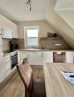 Norddeich - 3- Raum FeWo mit Balkon + Stellplatz - Norden