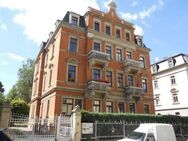 Große 3-Raum-Dachgeschosswohnung mit Einbauküche, Loggia und Stellplatz - Dresden