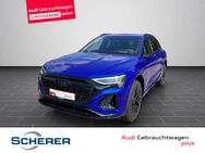 Audi Q8, S line, Jahr 2023 - Homburg