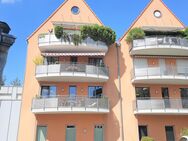 Moderne Maisonette-Wohnung mit Einbauküche, Aufzug und Tiefgaragenstellplatz direkt im Zentrum in 92318 Neumarkt - Neumarkt (Oberpfalz)