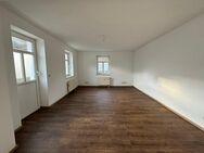 Schöne 3-Zimmer-Wohnung mit großzügiger Terrasse in Tharandt - Tharandt