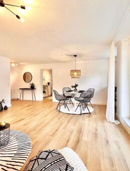 Top renovierte 2-Zimmerwohnung mit ca. 4 % Bruttorendite - auf Wunsch vermietet - Karlsruhe