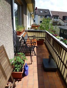 Ruhige gemütliche 2,5-Zi-Wohnung(ca.60m²) mit gr.Süd-Balkon in Essen-City Rathaus-Galerie nähe REWE - Essen