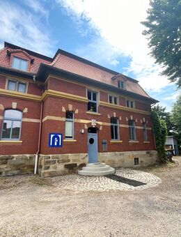 Elegante Gründerzeitvilla mit modernem Interieur - Ihr neues Zuhause mit Charme und Stil | Garten mit Poolanlage | Dachterrasse möglich! - Rudolstadt