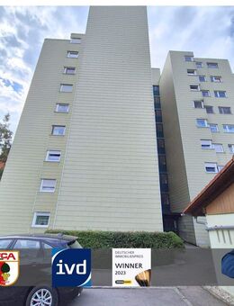 **77 m² - Barrierefreie 3-Zimmer-Wohnung mit Aufzug und Garage in zentraler Lage** - Traunreut