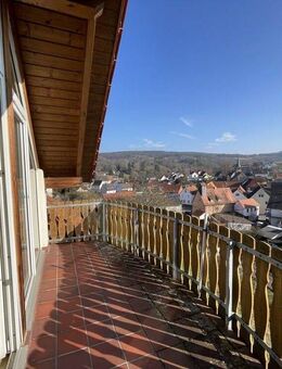 Studiowohnung mit Panoramafenster und einem Balkon mit wunderschönem Ausblick! - Kleinwallstadt