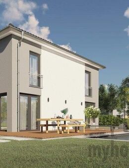 So gut kann sich ein energiesparendes Massivhaus mut Grundstück u. Keller in Langezenn anfühlen - Langenzenn