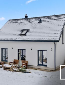 Bezugsfertiger Neubau! Energieeffizientes Einfamilienhaus in ruhiger Lage mit großem Garten - Creußen