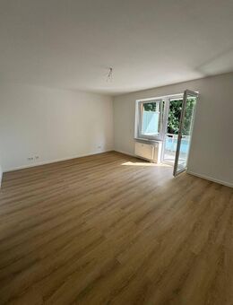Helle 3,5 Raum Wohnung mit Balkon in der grünen Mitte - Duisburg
