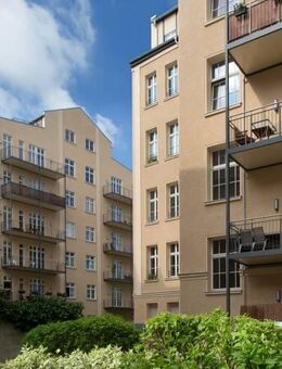 Hochwertig sanierte 2-Zimmer-Wohnung (Hofgebäude) im ehemaligen Ring-Messehaus ! - Leipzig