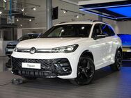 VW Tiguan, 2.0 l TDI R-Line ; ; ;, Jahr 2022 - Berlin