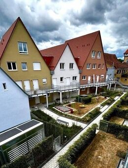 EXKLUSIVE-NEUBAU-ERSTBEZUG! Traumhafte DG-Wohnung mit Top-Ausstattung (Balkon, EBK, Aufzug uvm.) in sonniger direkter City-Lage! - Reutlingen