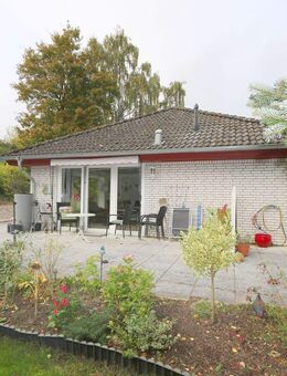Alles auf einer Ebene! Bungalow mit ca. 70m² und 2,5 Zimmern auf 609 m² Grundstück - Grömitz