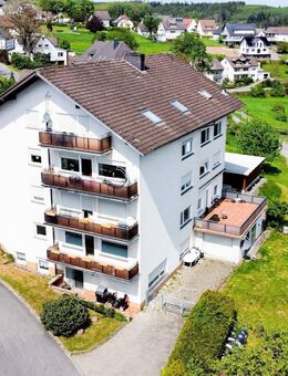 Anlageobjekt mit Blick auf den Sorpesee: Achtfamilienhaus in Sundern Langscheid - Sundern (Sauerland)